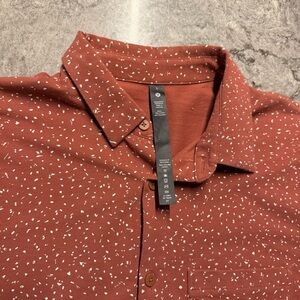 Lululemon Commission Short Sleeve Shirt Small